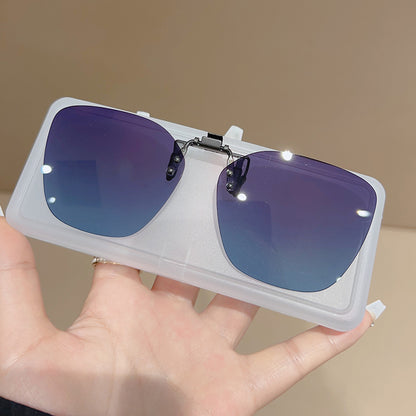 New Flip-up Polarized Sunglasses with Clip-on Design – UV Protection for Travel and Outdoor Use