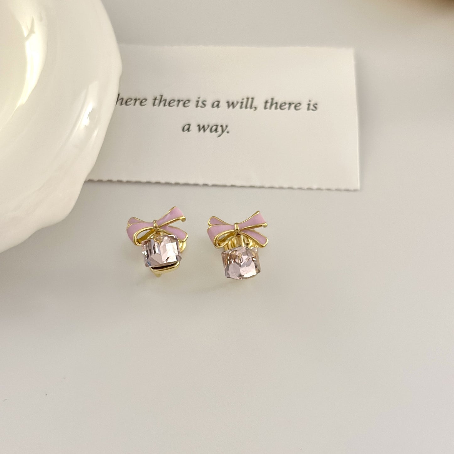 Light luxury design pink bow boutique zircon stud earrings